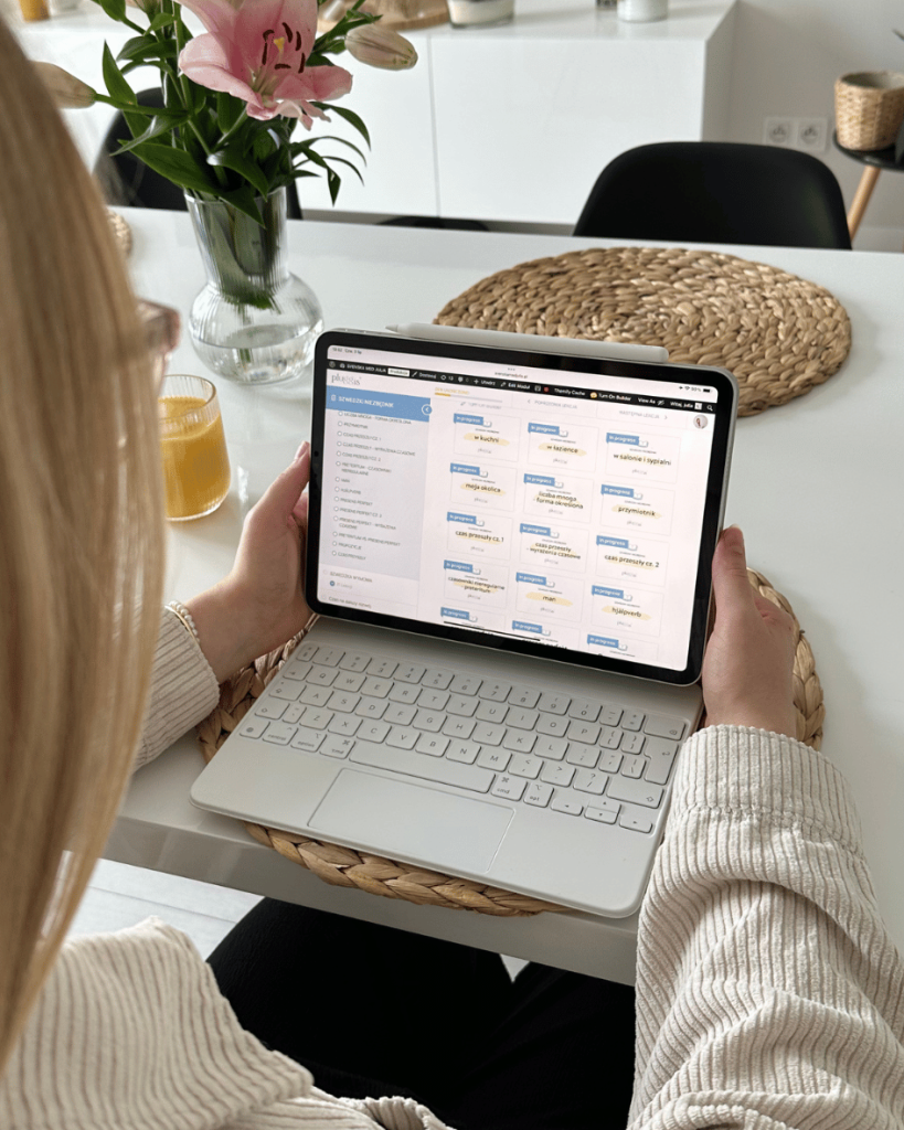 Jak się witać i żegnać po szwedzku – podstawowe zwroty używane na co dzień